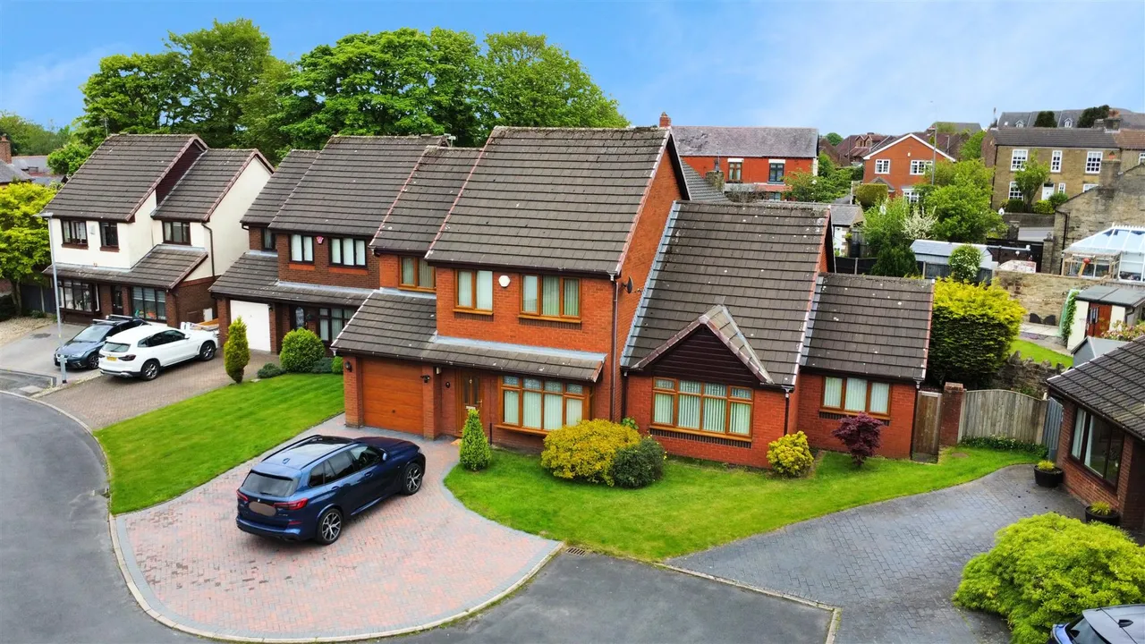 4 bed house for sale, Gategill Grove, Billinge, WN5