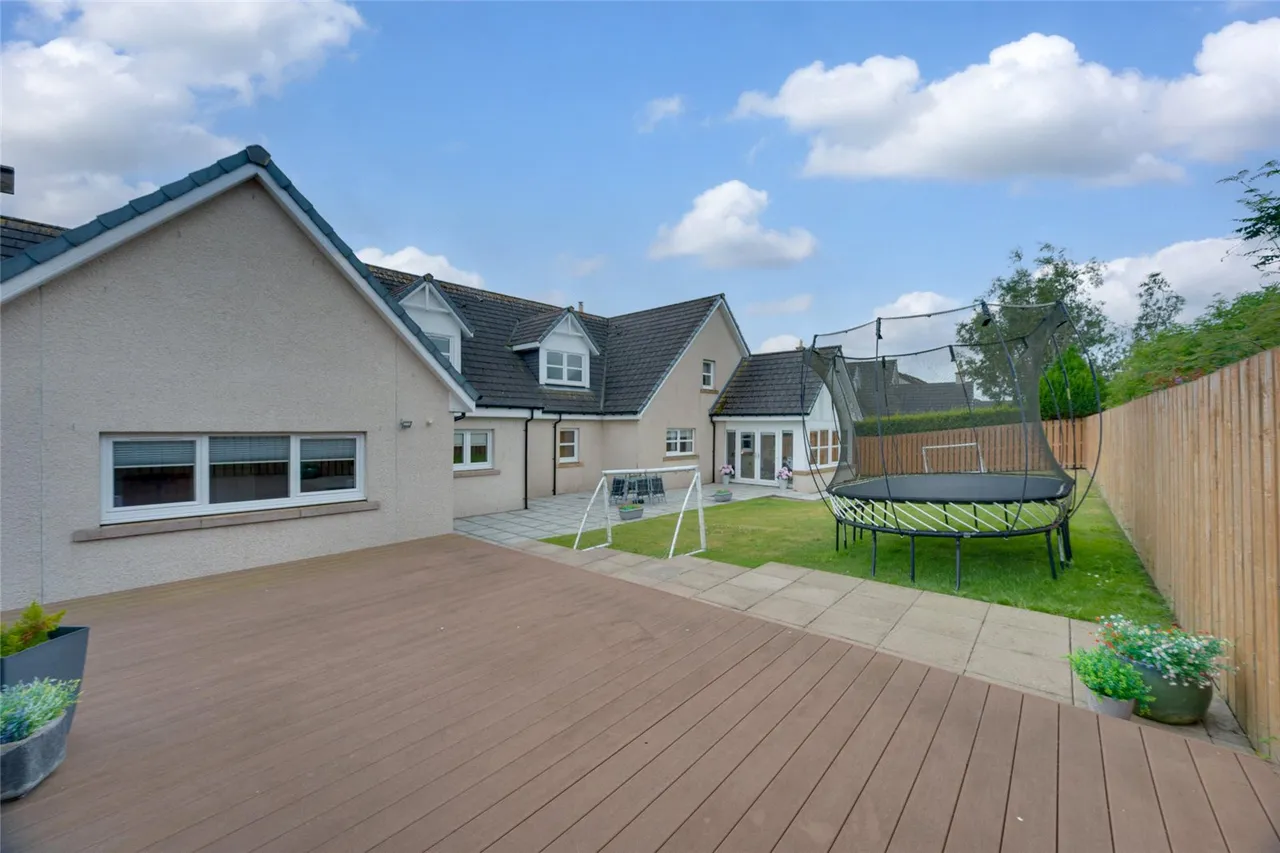Keirhill Gardens, Westhill, AB32, photo 34