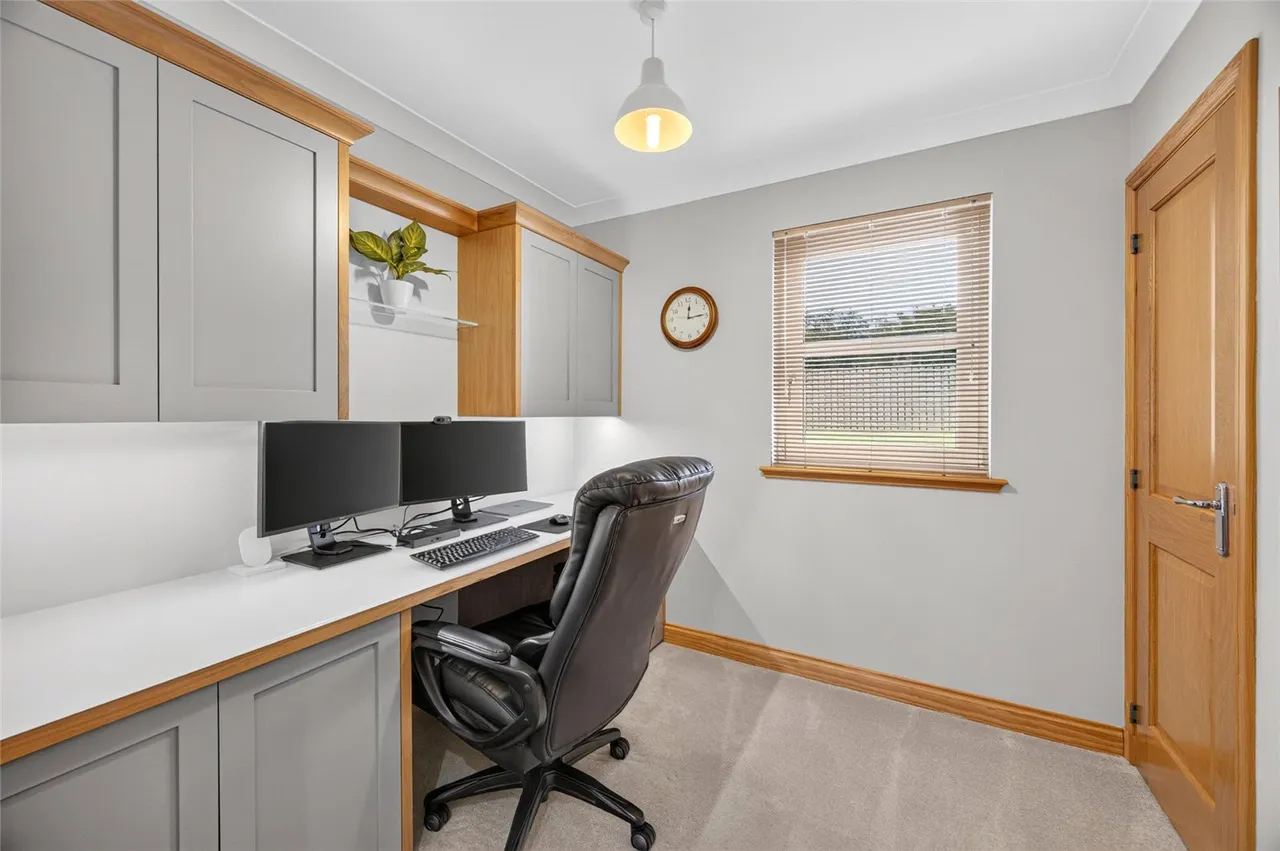 Keirhill Gardens, Westhill, AB32, photo 16