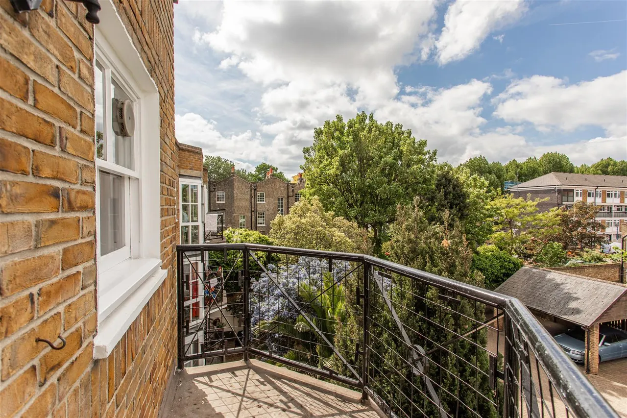 Coborn Mews, Mile End, photo 5