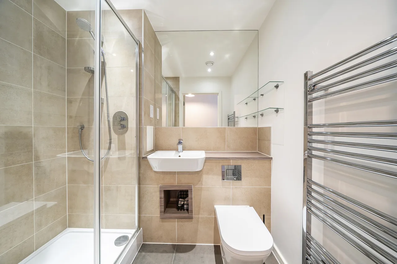 Bucknall Place, Watford, WD19, photo 12