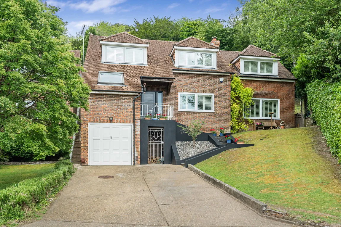4 bed house for sale — Badgers Way, Marlow, SL7 3QU