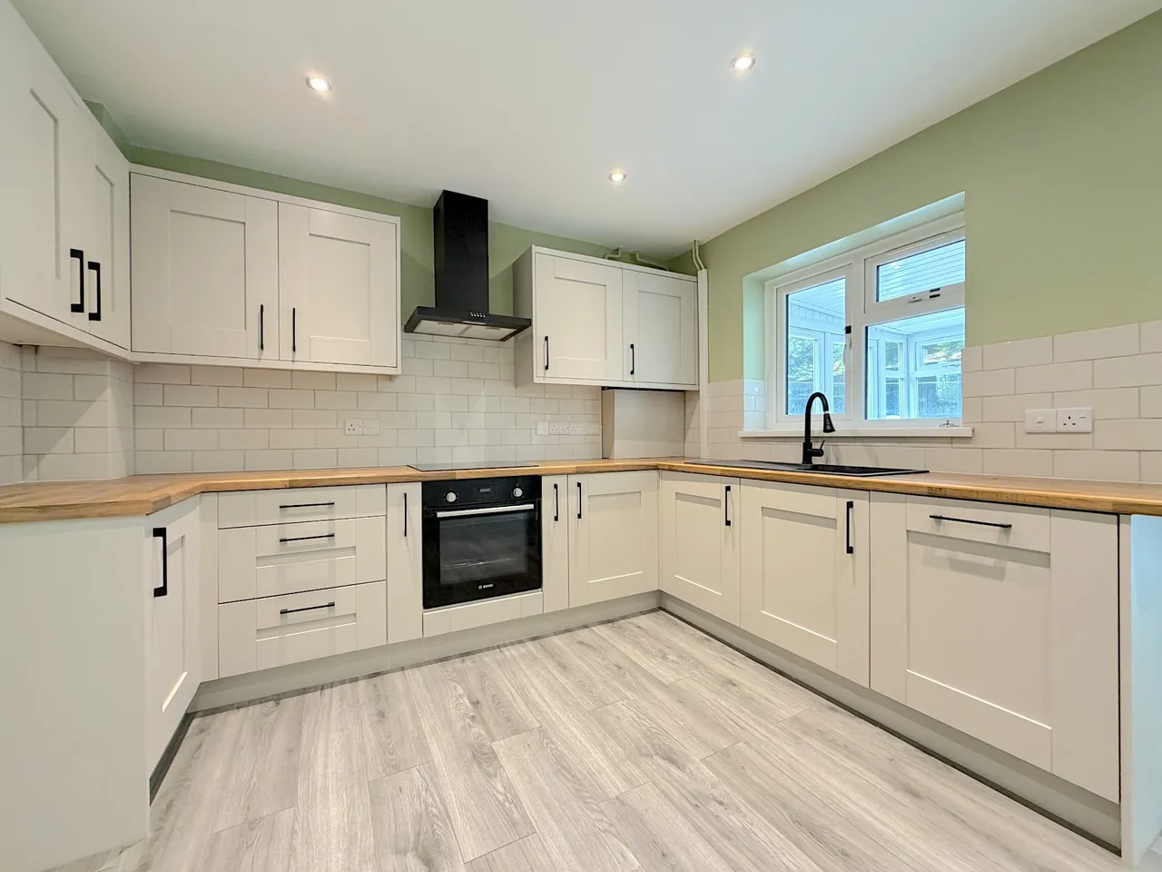 Lavender Close, Pendeford, Wolverhampton, WV9, photo 4