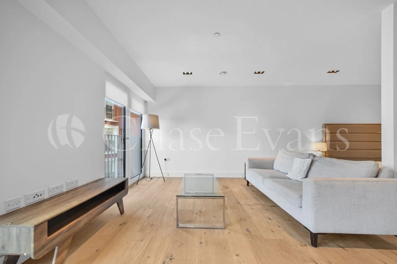 Keybridge Tower, 1 Exchange Gardens, Vauxhall, London, SW8, photo 4