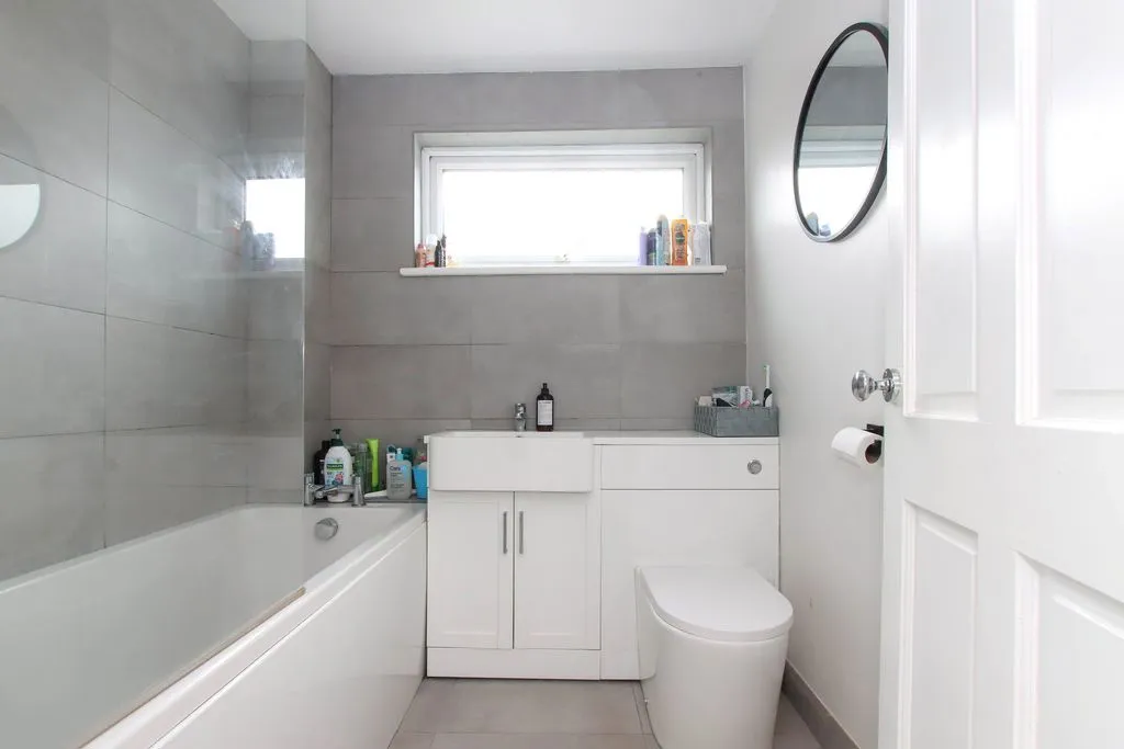 Yorke Close, Aston Clinton, HP22, photo 9