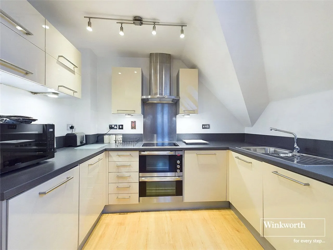 2 bed flat for sale, Shinfield Road, Reading, RG2