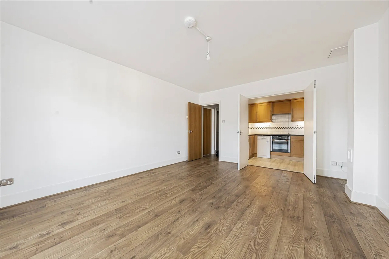 Kew Road, Richmond, TW9, photo 3