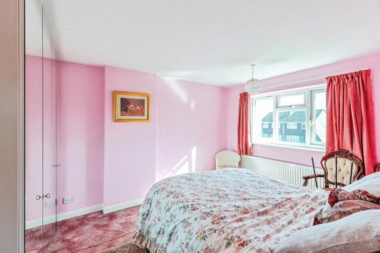 Balham Close, Rushden, NN10, photo 8