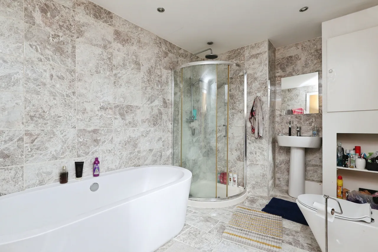 Springfield Road, Leeds, LS20, photo 12