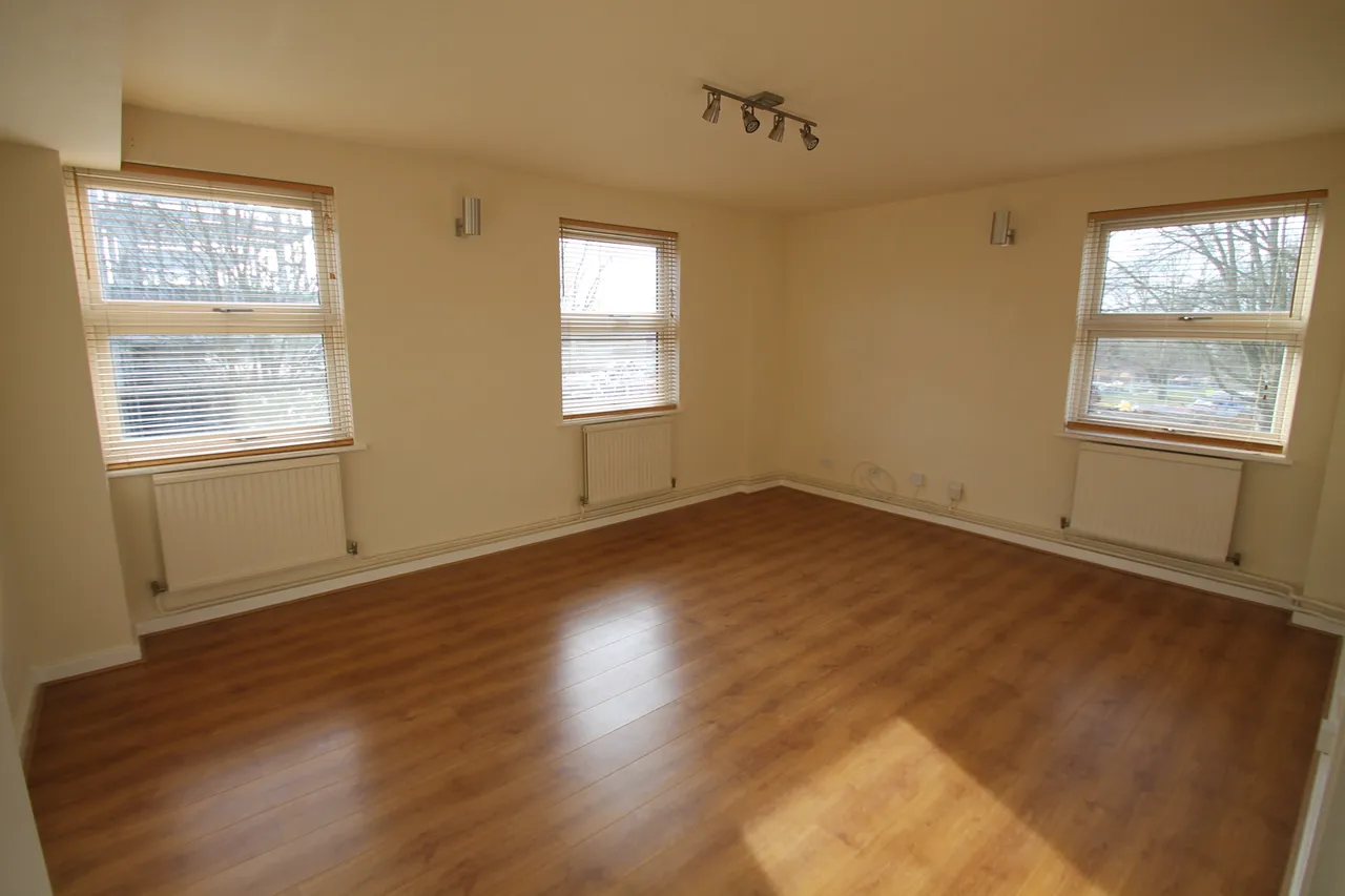Elms Road, Wokingham, Berkshire, RG40 2AA, photo 2