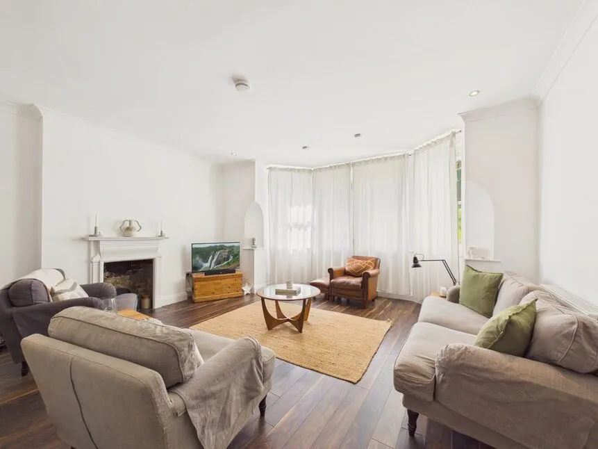 Earls Avenue, Folkestone, Kent, CT20, photo 5