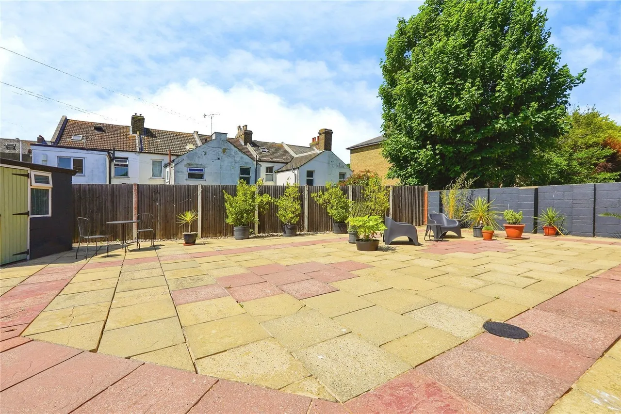 Rossendale Road, Folkestone, Kent, CT20, photo 19