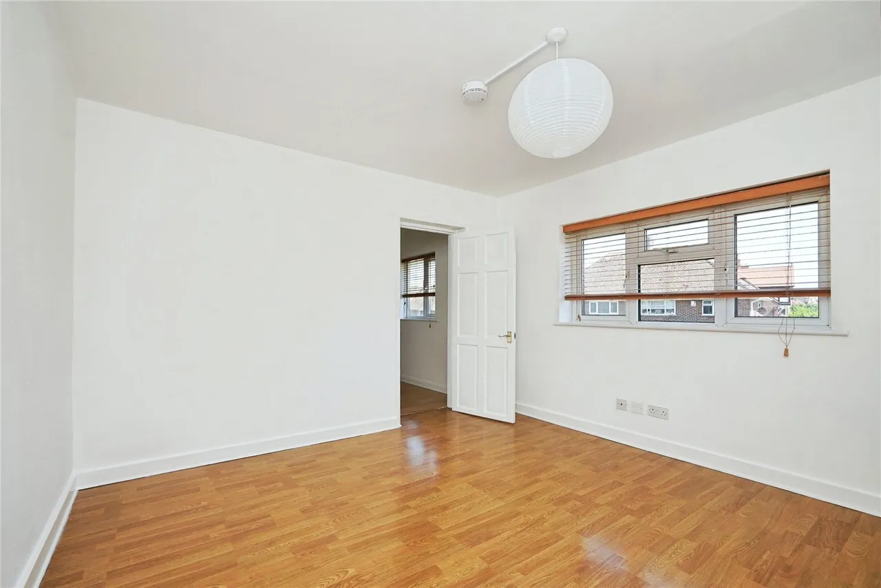 Rossendale Road, Folkestone, Kent, CT20, photo 14