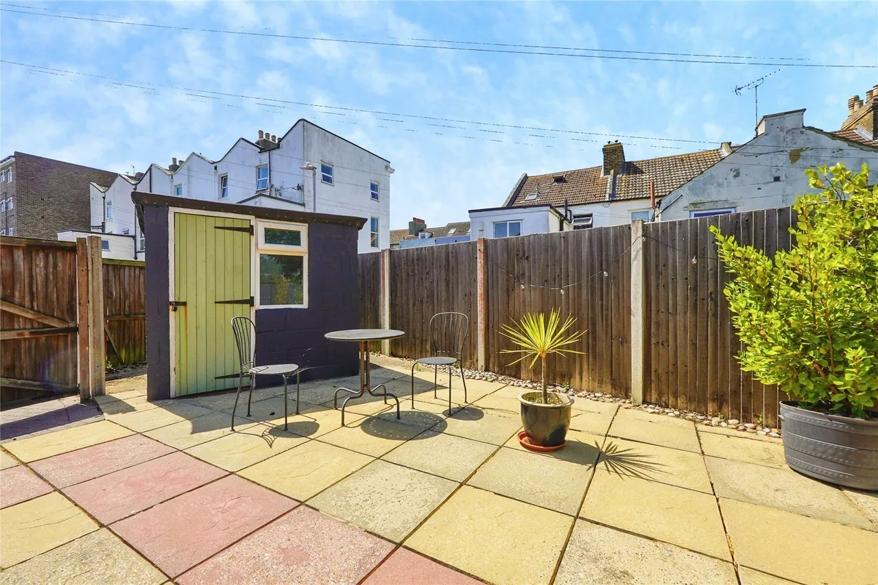 Rossendale Road, Folkestone, Kent, CT20, photo 21