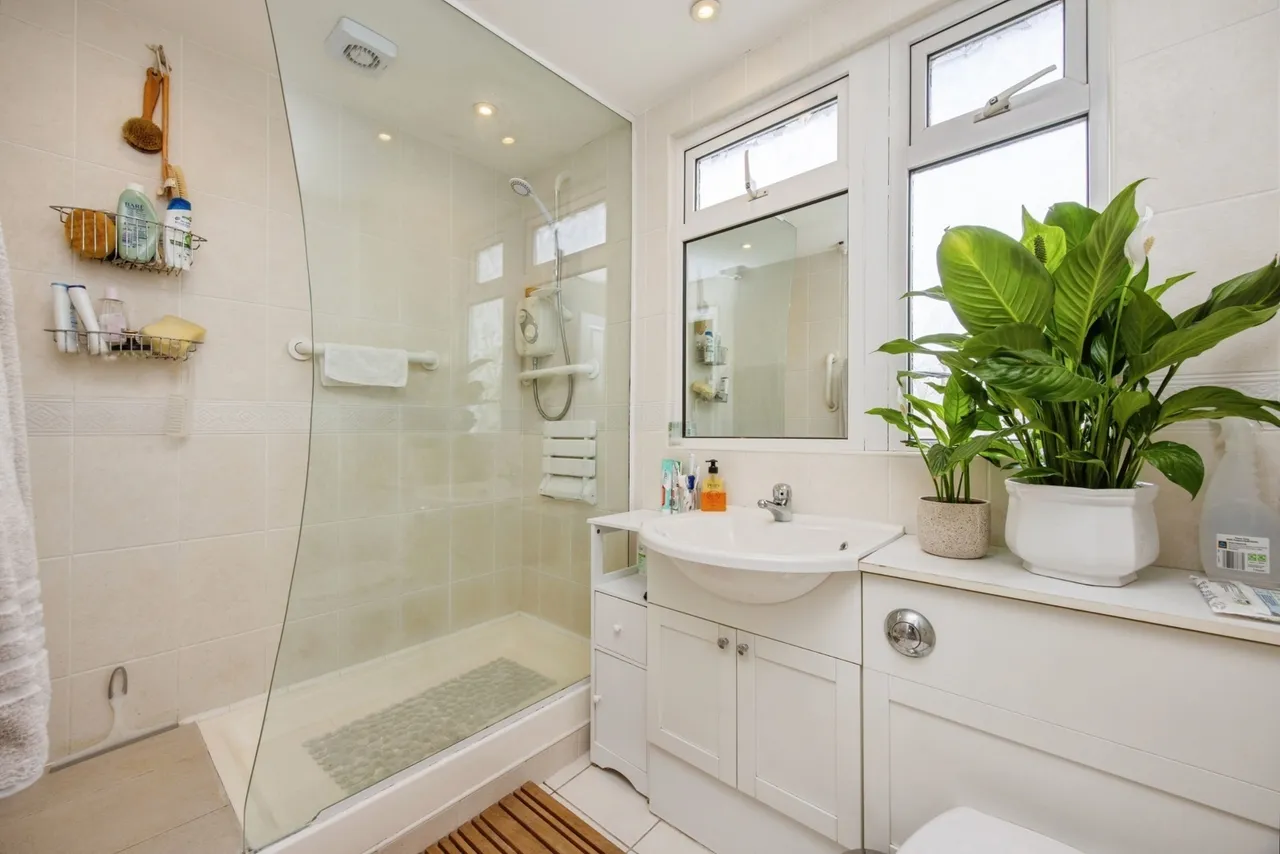 Longpark Way, St. Austell, PL25, photo 15