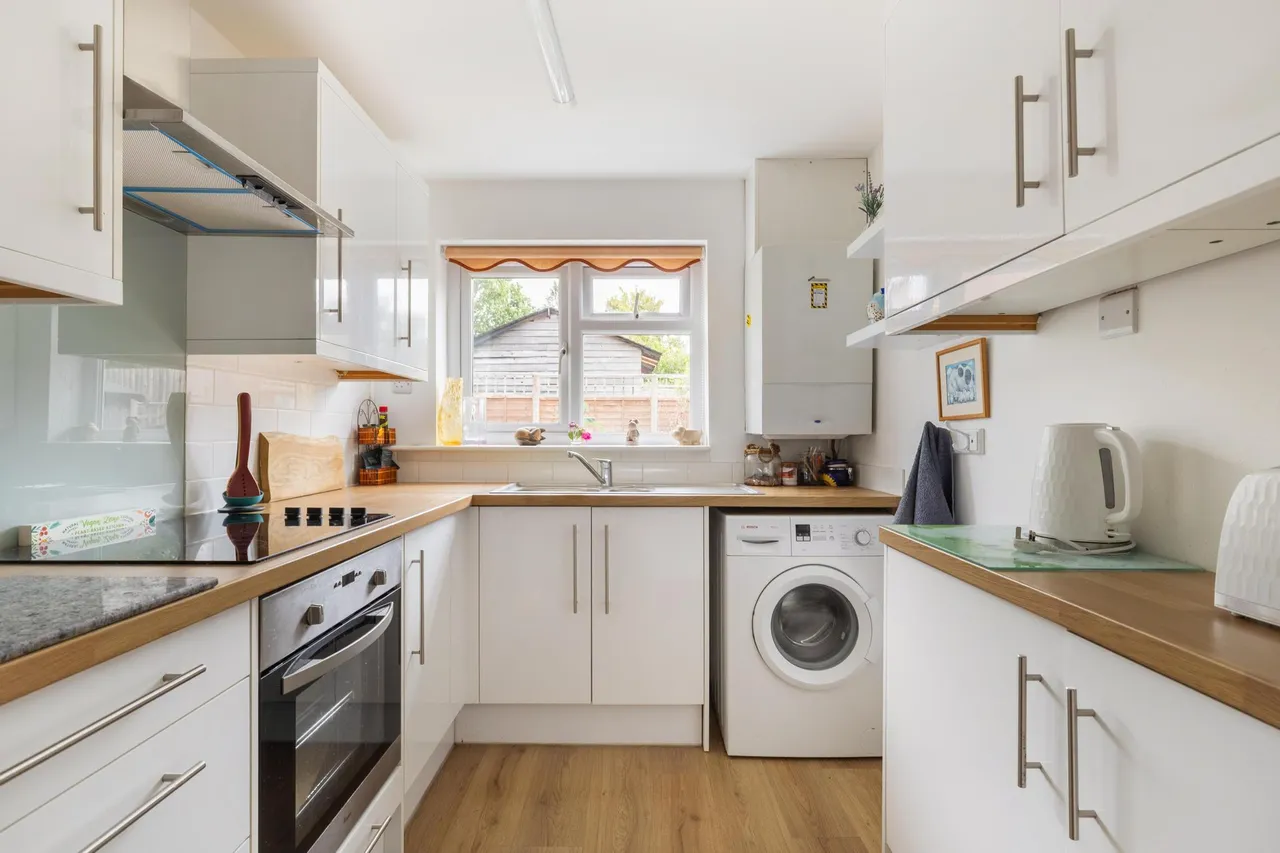 Willow Grove, Beaminster, DT8, photo 10