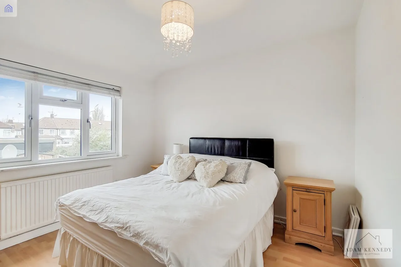 5 Wellstead Avenue, Edmonton, London, N9 8QA, photo 7