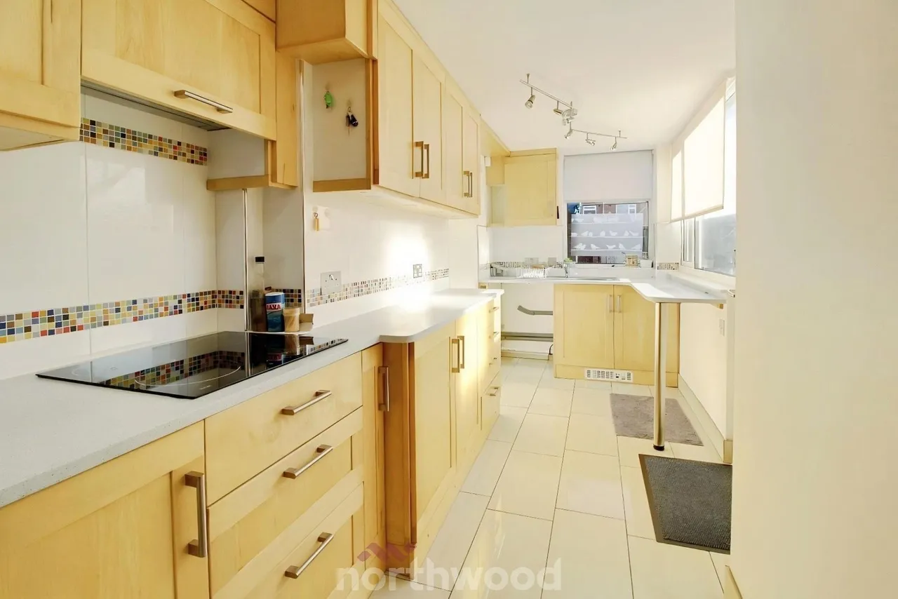 Strathmore Road, Town Moor, DN2, photo 11