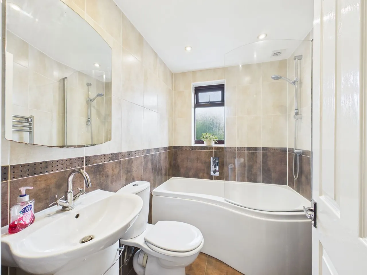 Netherton Lane, Netherton, WF4, photo 12