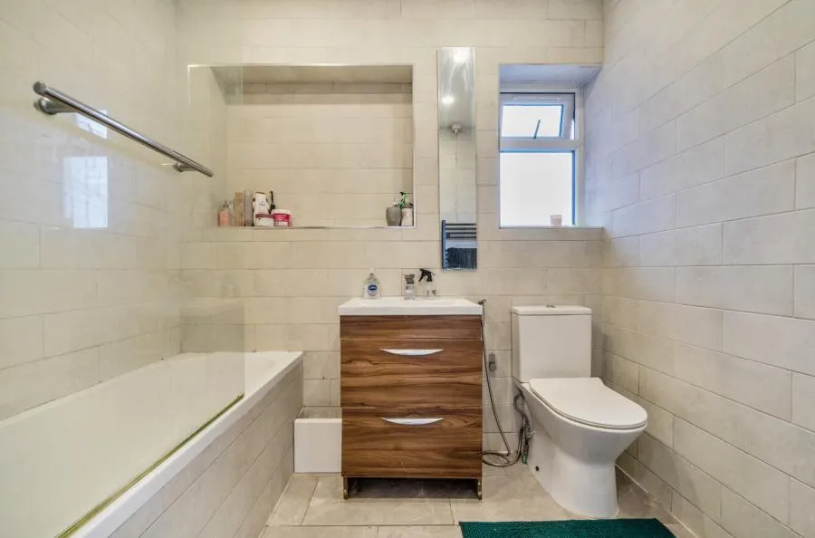 New Road Close, High Wycombe, HP12, photo 9
