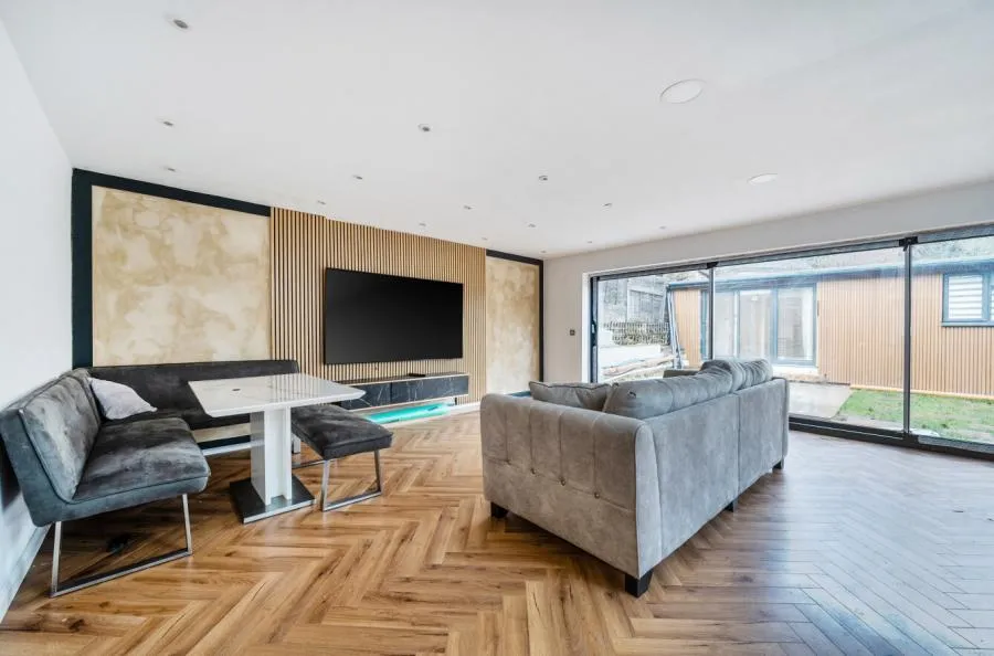 6 bed house for sale, New Road Close, High Wycombe, HP12