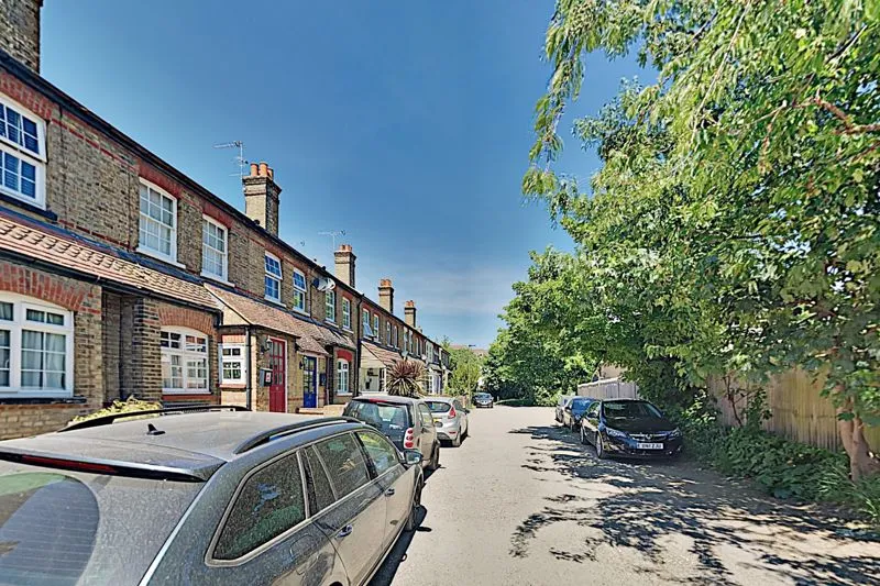 Cross Road, Orpington BR5 2DJ, photo 2