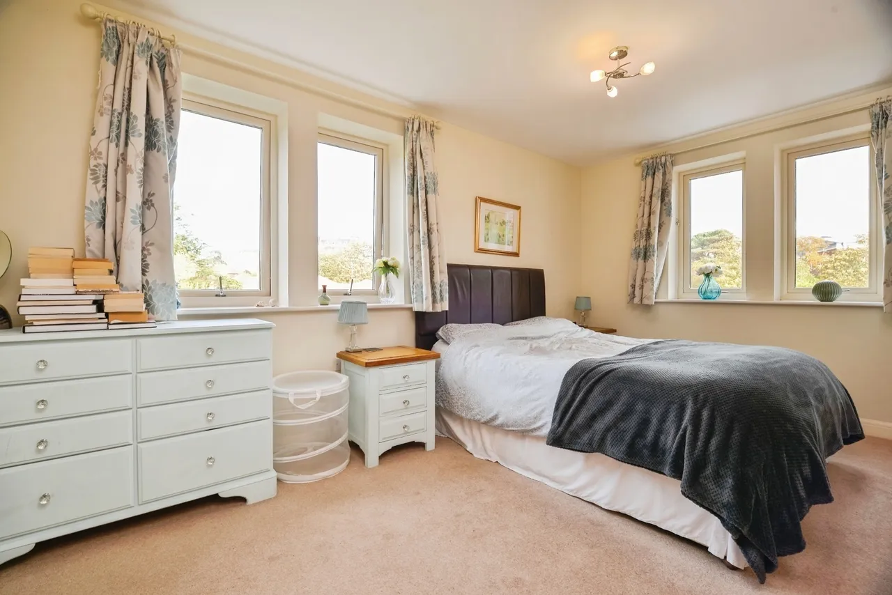 Chubb Hill Road, Whitby, YO21, photo 7