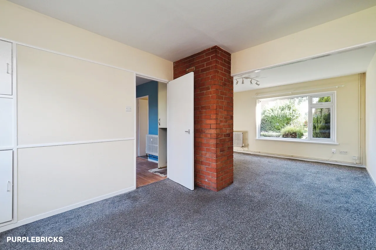 St. Lawrence Boulevard, Nottingham, NG12, photo 13