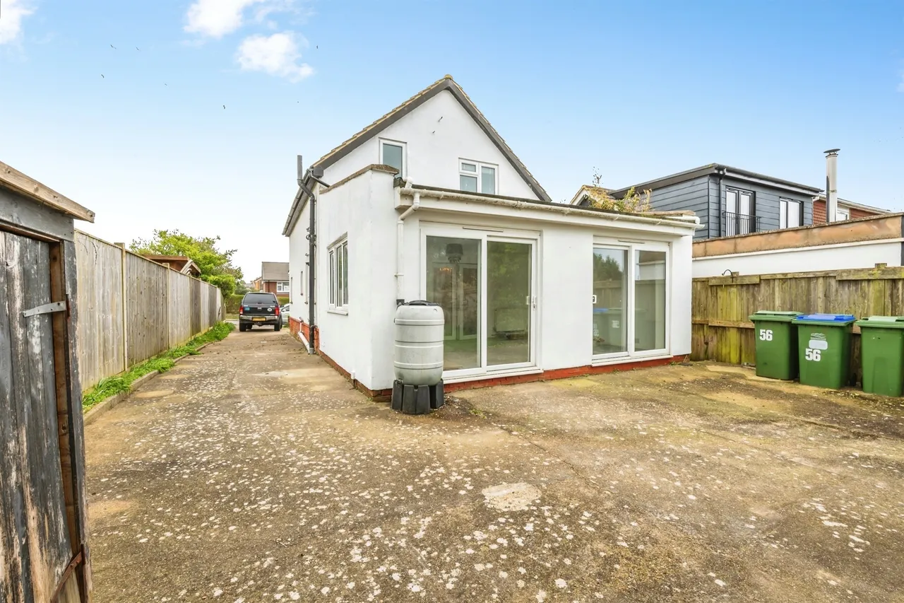 Telscombe Cliffs Way, Telscombe Cliffs, BN10, photo 8