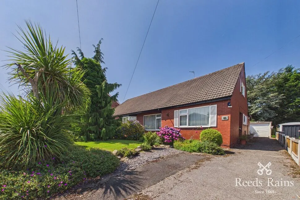 3 bed house for sale — Hall Lane, Leyland, Lancashire, PR25
