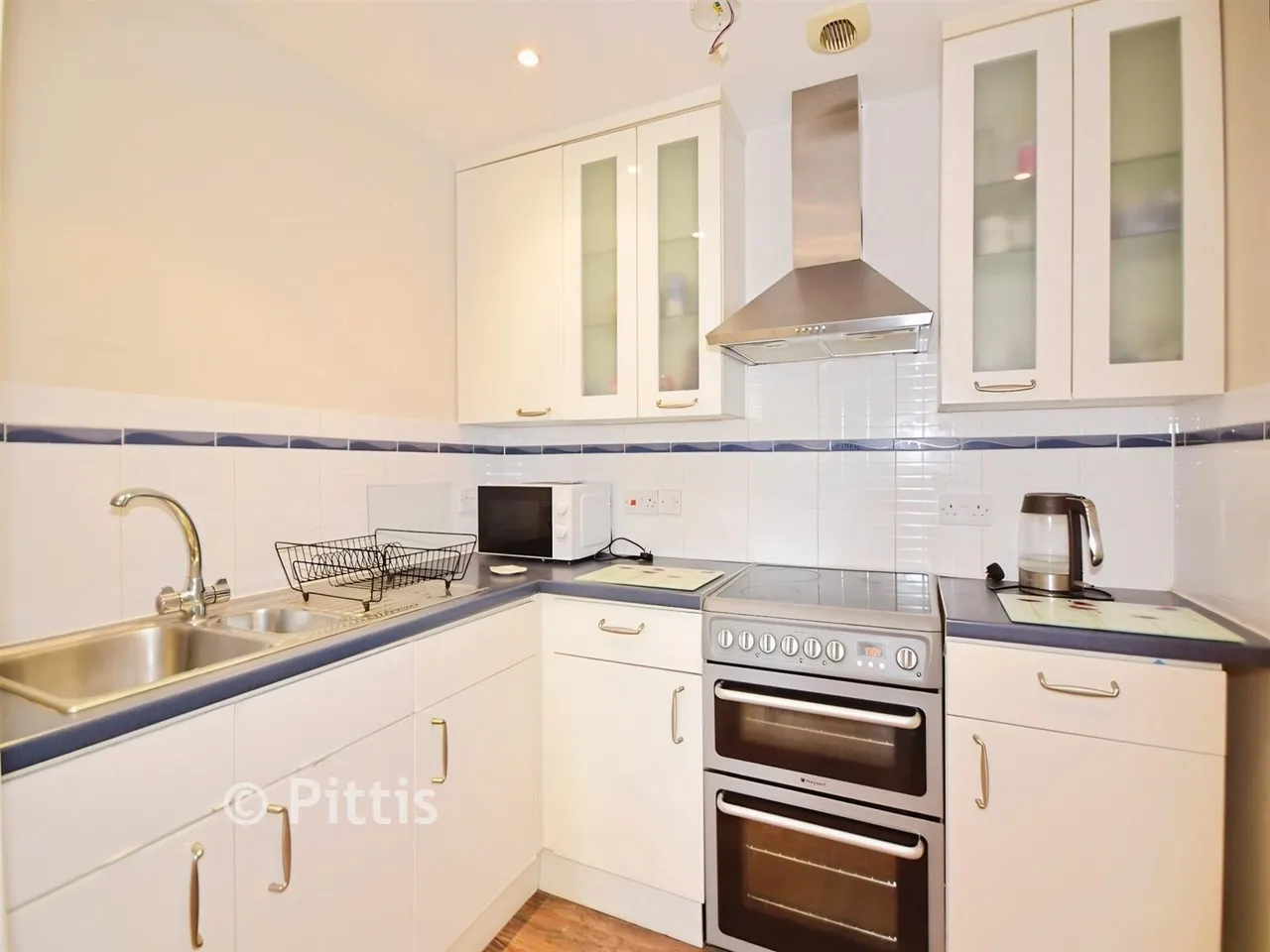 Morton Old Road, Brading, PO36, photo 3