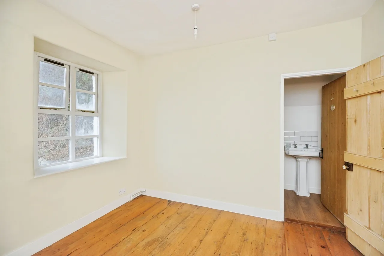 Tan-y-Bwlch, Blaenau Ffestiniog, LL41, photo 5