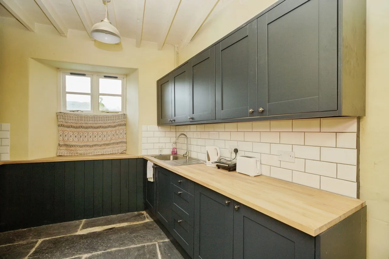 Tan-y-Bwlch, Blaenau Ffestiniog, LL41, photo 3