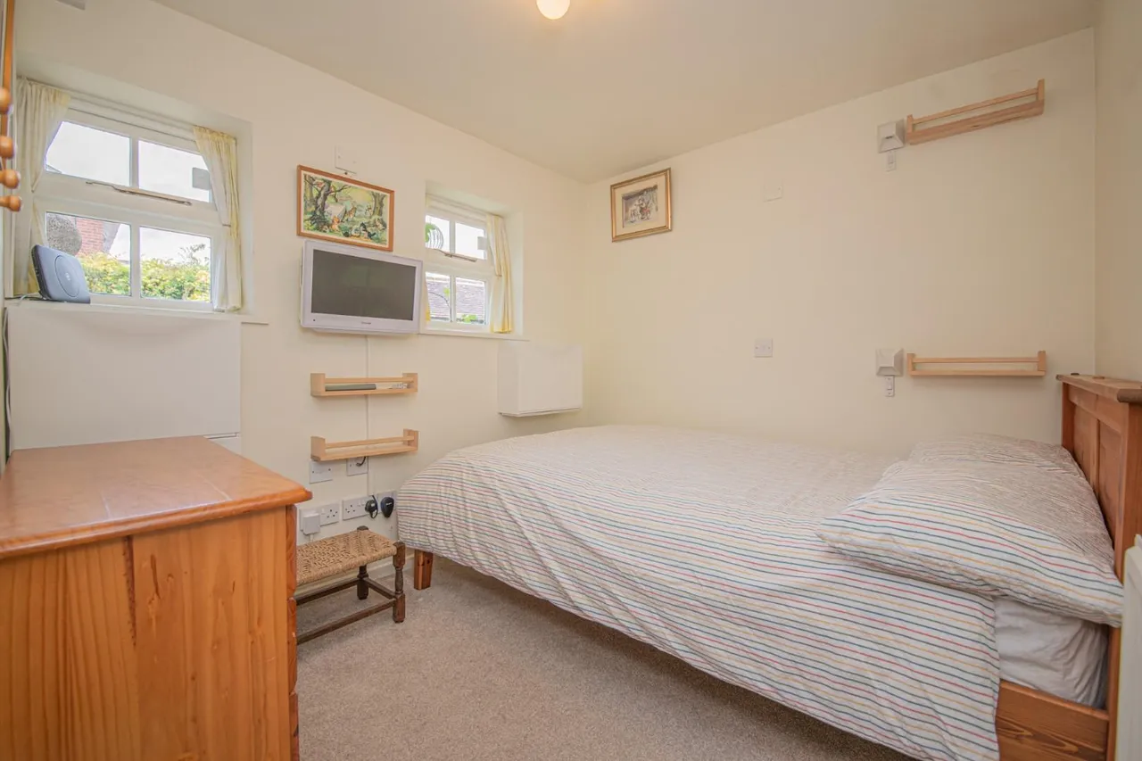Chapel Drove, Horton Heath, Eastleigh, SO50 7DL, photo 19
