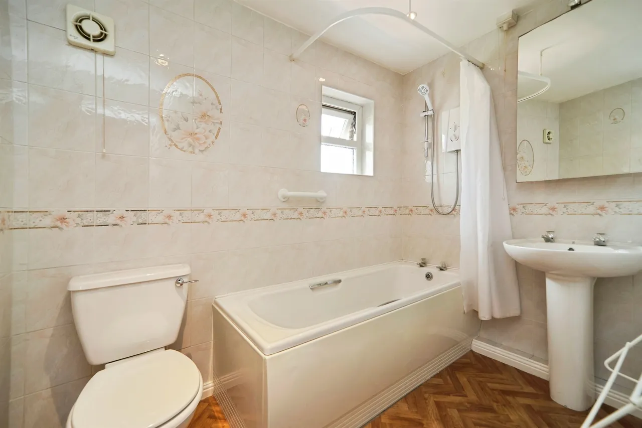 Downside Crescent, Allerton, BD15, photo 19