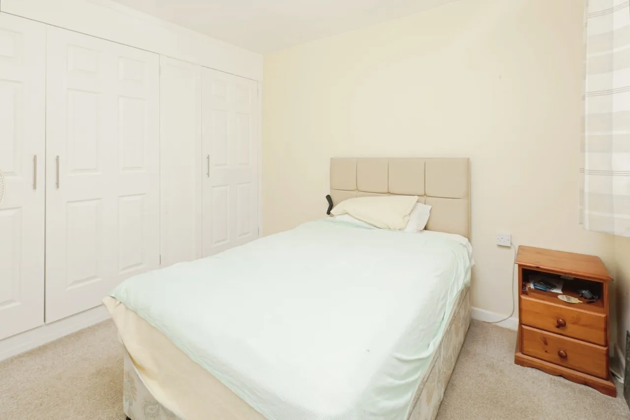 Bramdene Avenue, Nuneaton, Warwickshire, CV10, photo 4