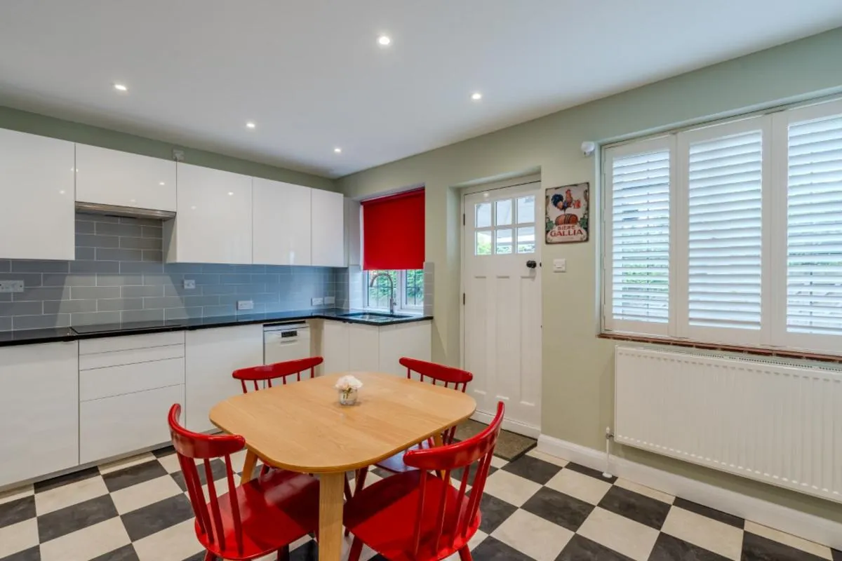 Pinewood Close, Hellesdon, NR6, photo 13