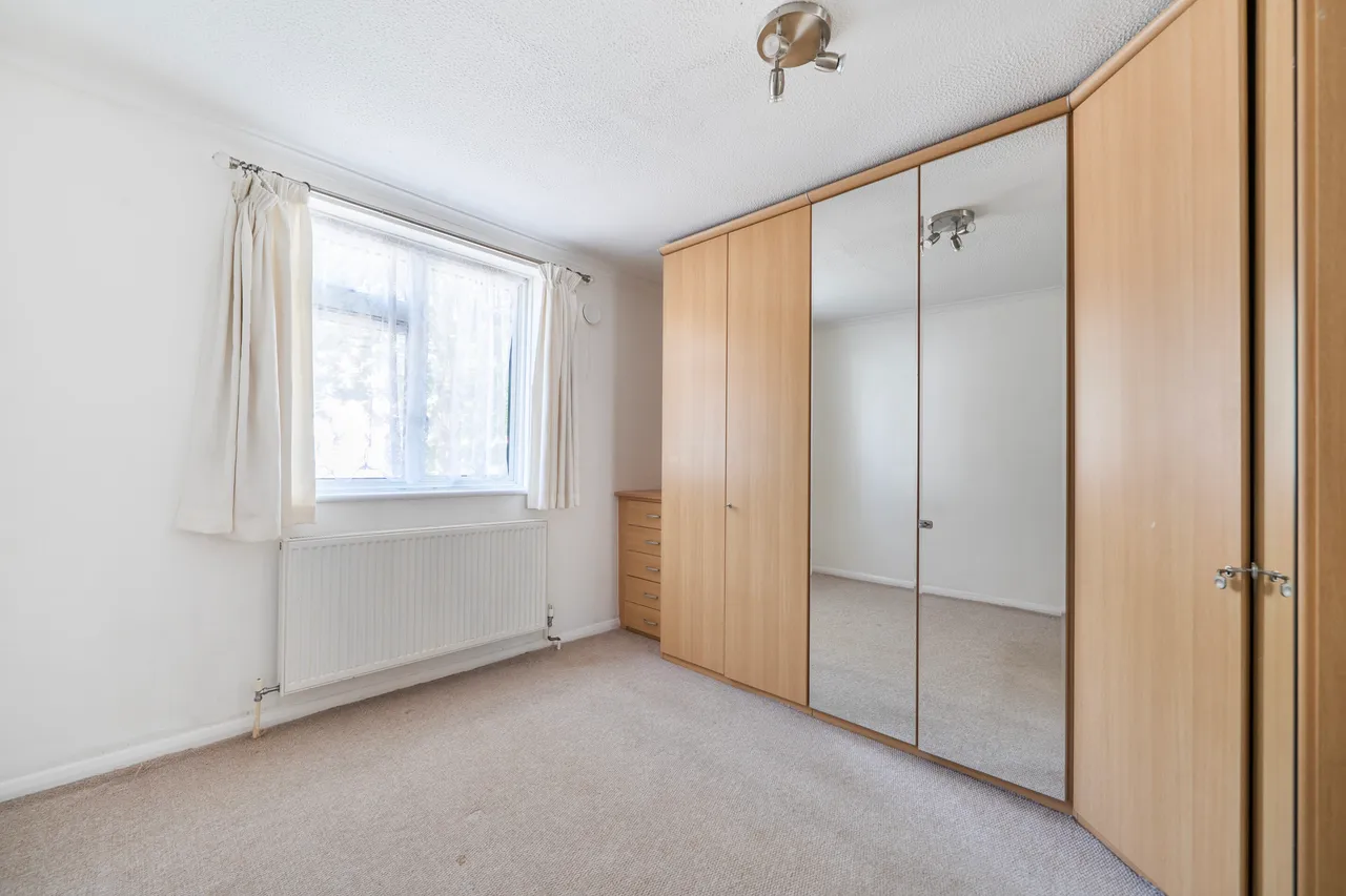 Northwood Road, Harefield, UB9, photo 9