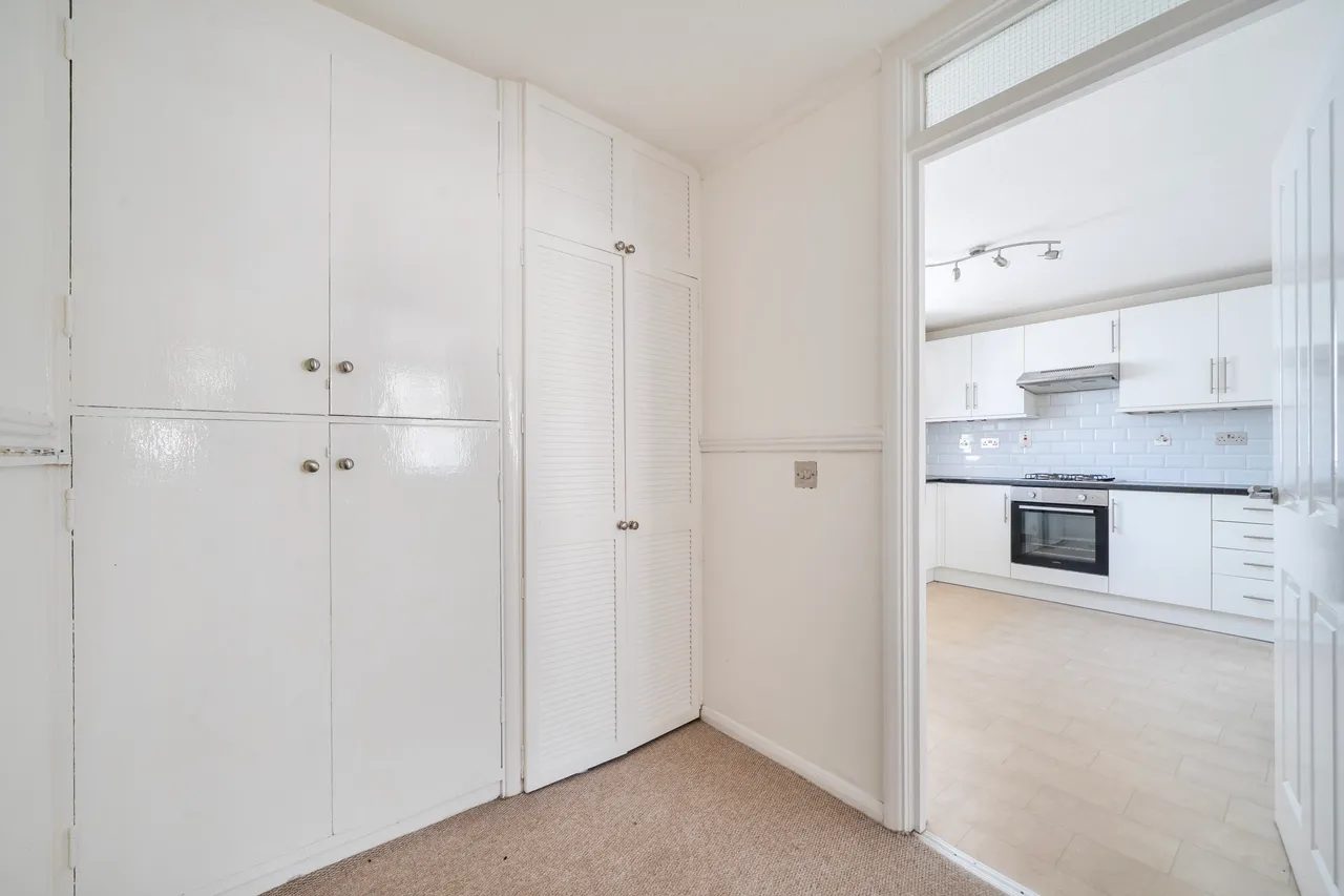 Northwood Road, Harefield, UB9, photo 6