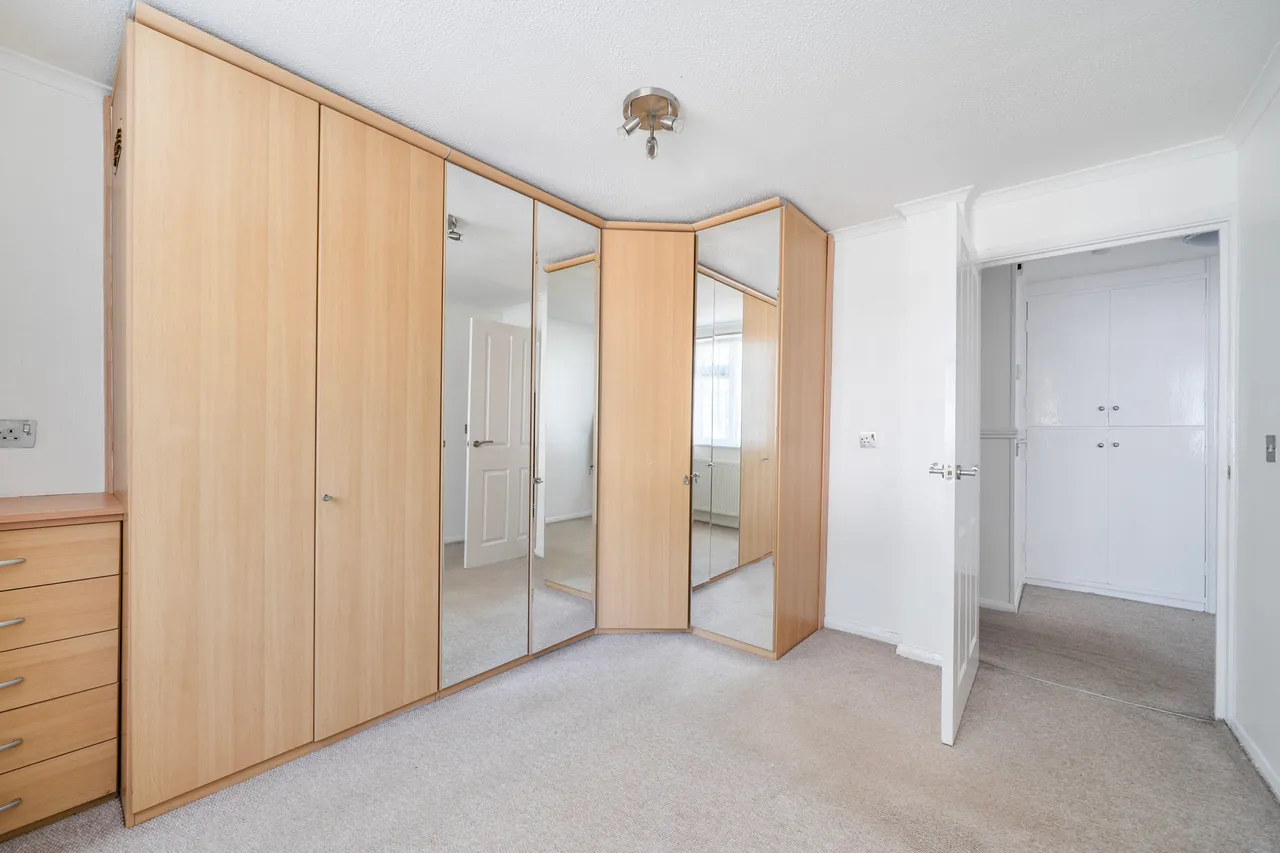 Northwood Road, Harefield, UB9, photo 10