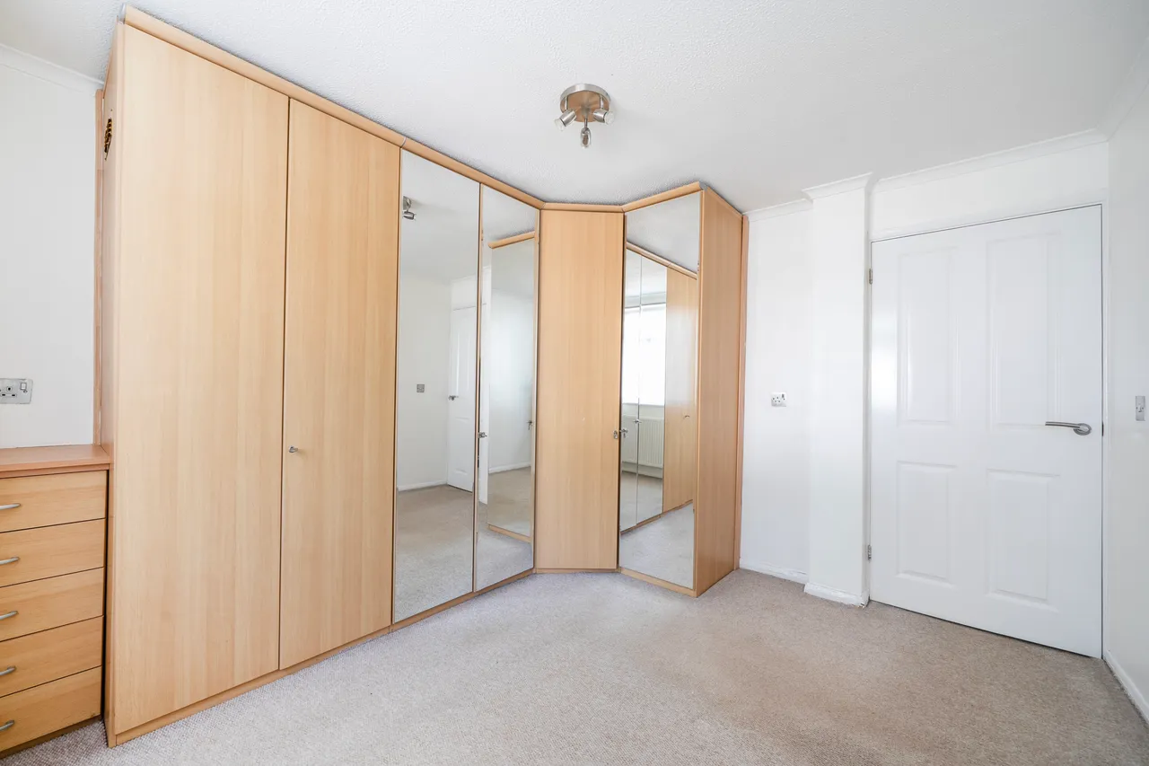 Northwood Road, Harefield, UB9, photo 8