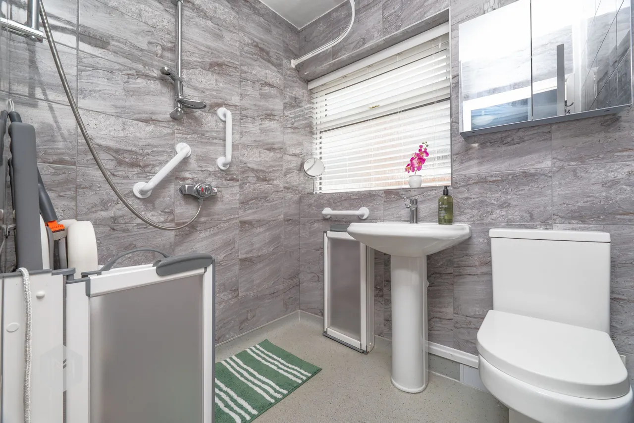 Denstone Crescent, Bolton, BL2 5DE, photo 16