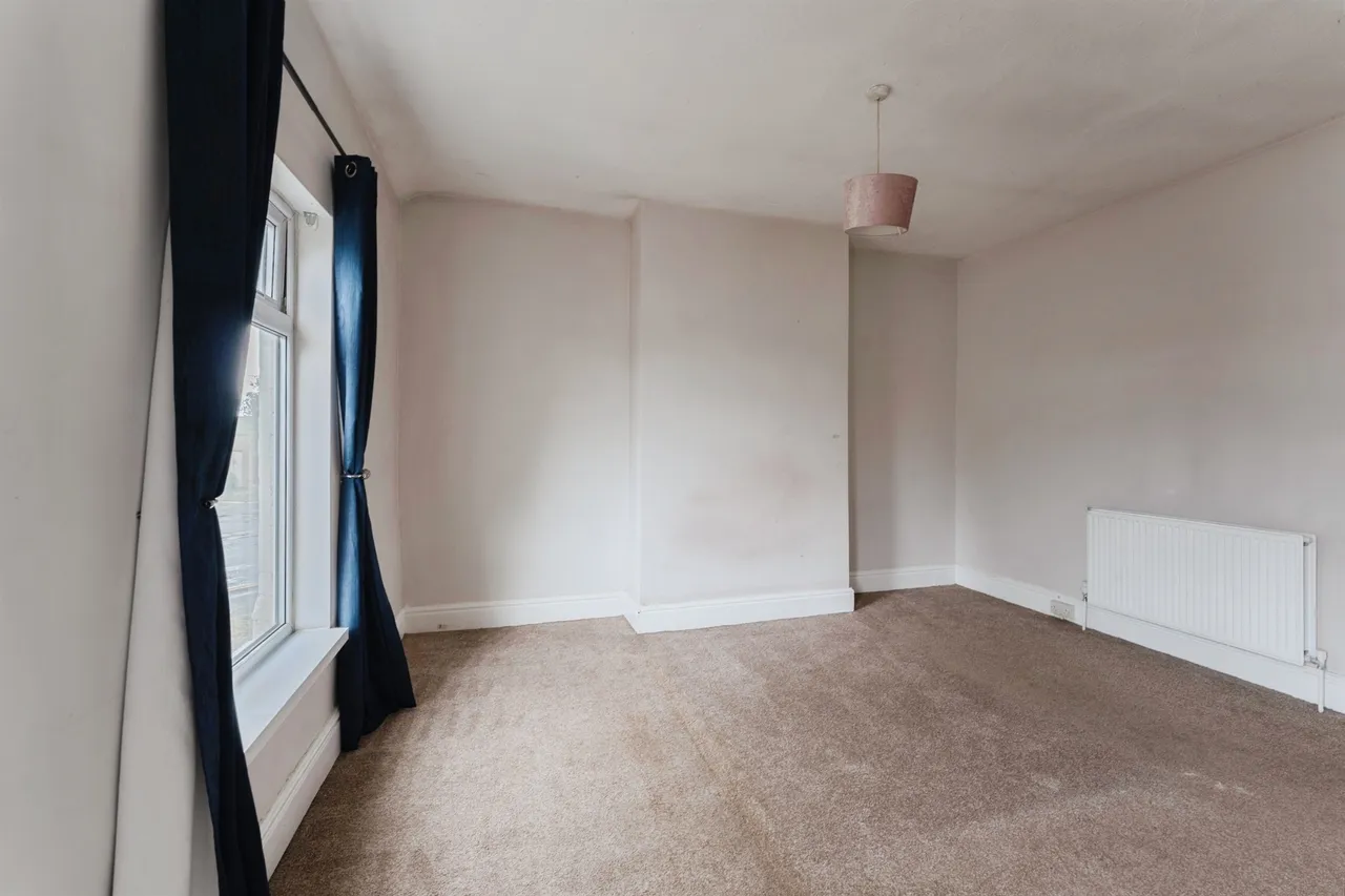 Crescent Road, Ellesmere Port, CH65, photo 13