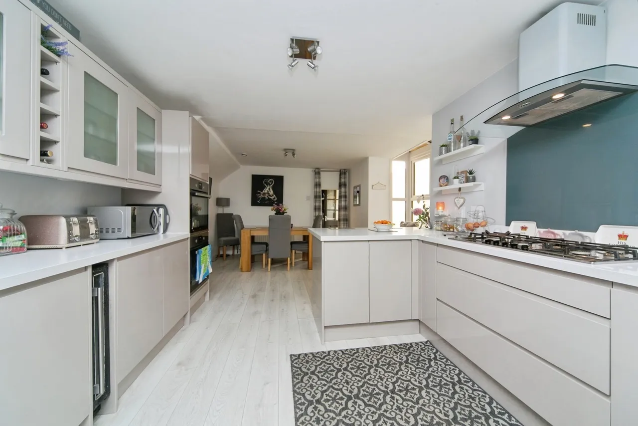 Chapel Street, Llandudno, LL30, photo 3