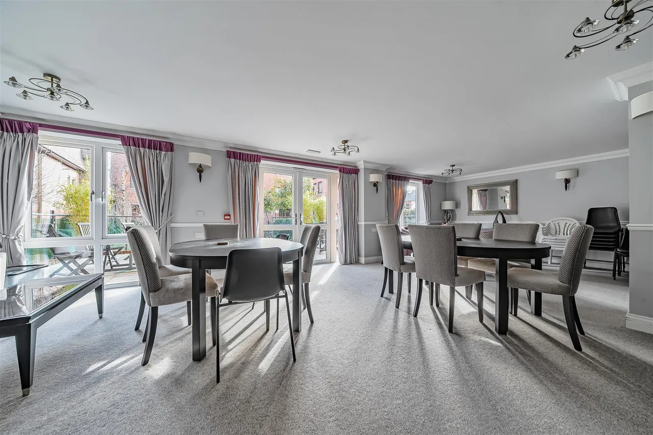 West Street, Newbury, RG14, photo 13