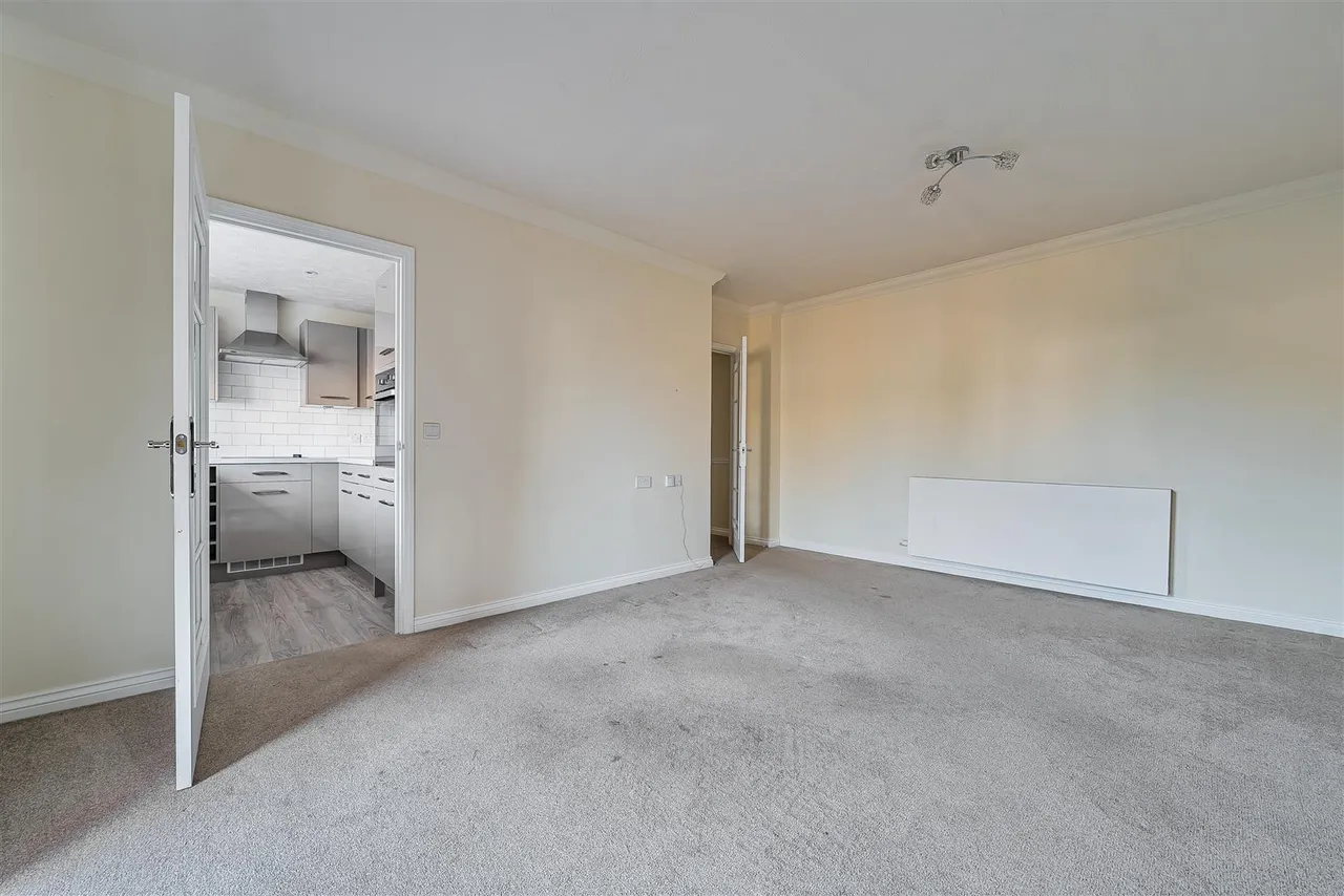 West Street, Newbury, RG14, photo 5