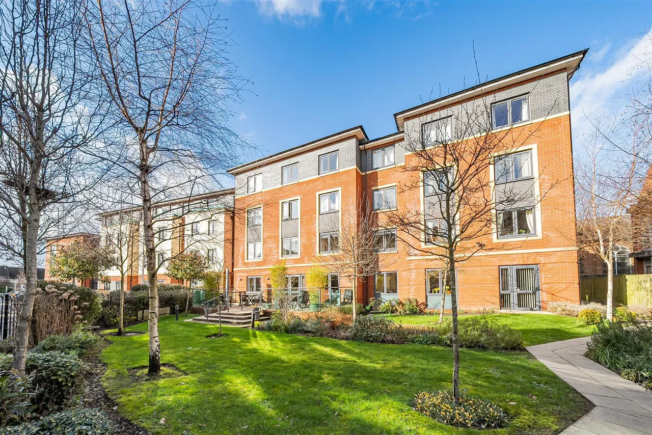 West Street, Newbury, RG14, photo 17
