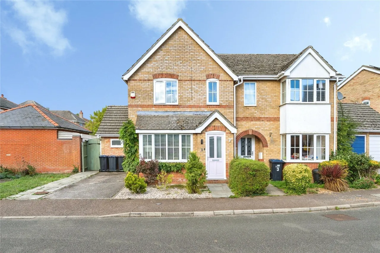 3 bed house for sale, Kitson Gardens, Stretham, CB6