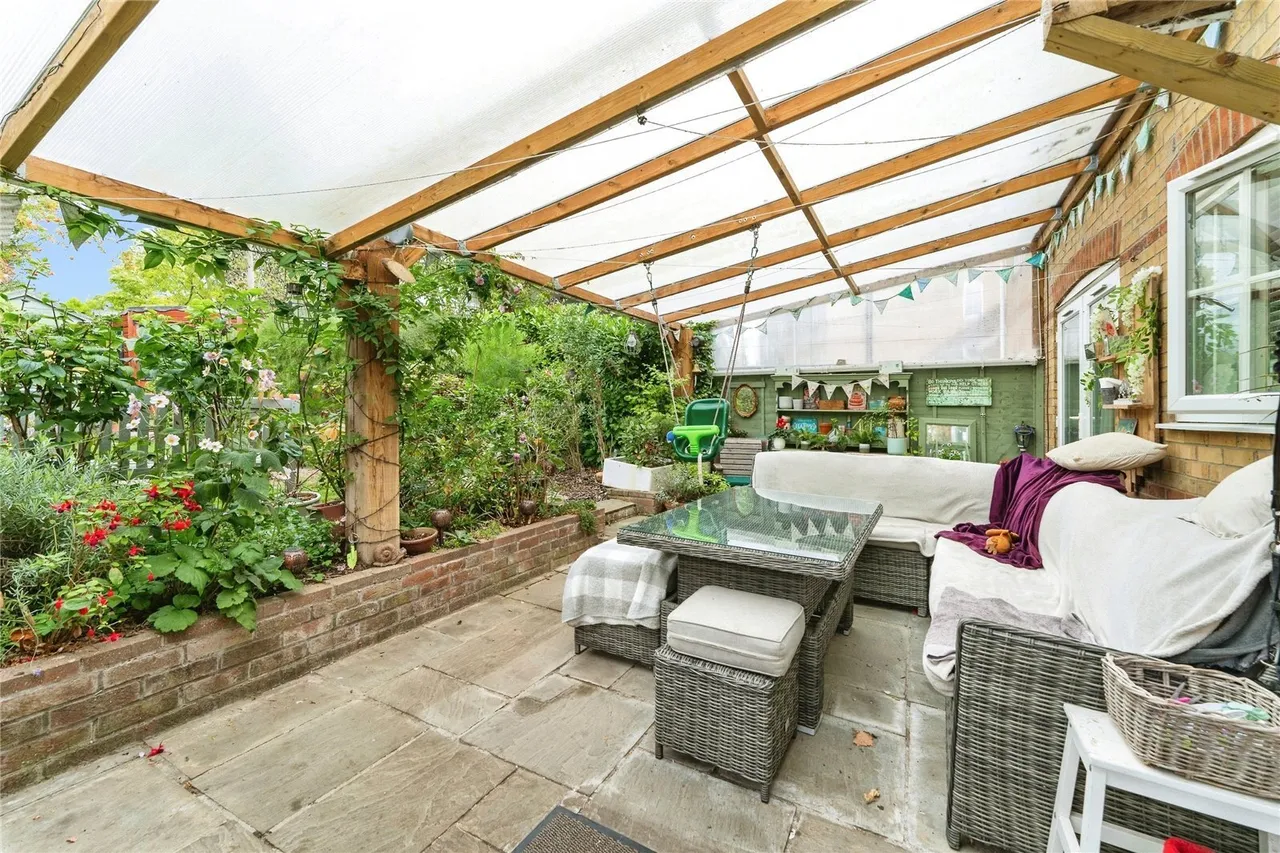 Kitson Gardens, Stretham, CB6, photo 10
