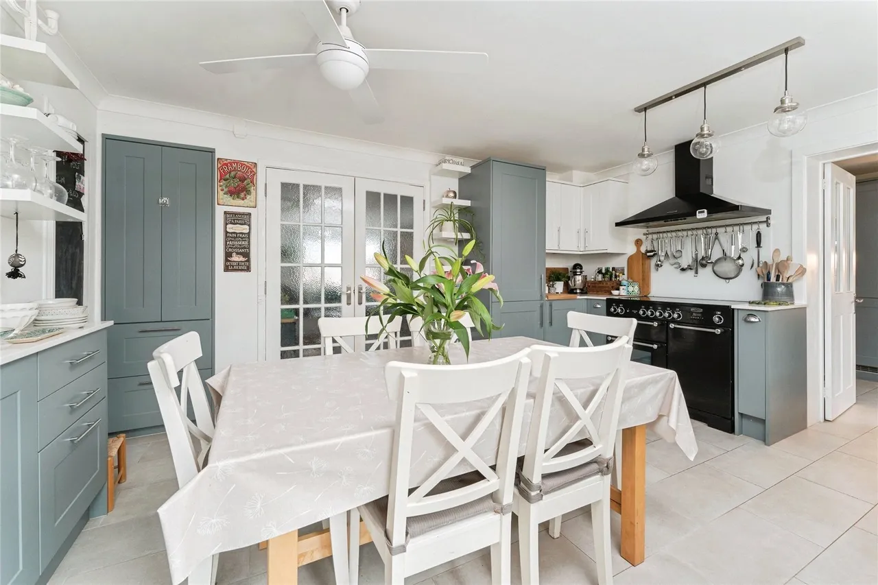 Kitson Gardens, Stretham, CB6, photo 17